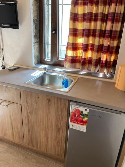 Mikraki Apartment Калампака Екстериор снимка